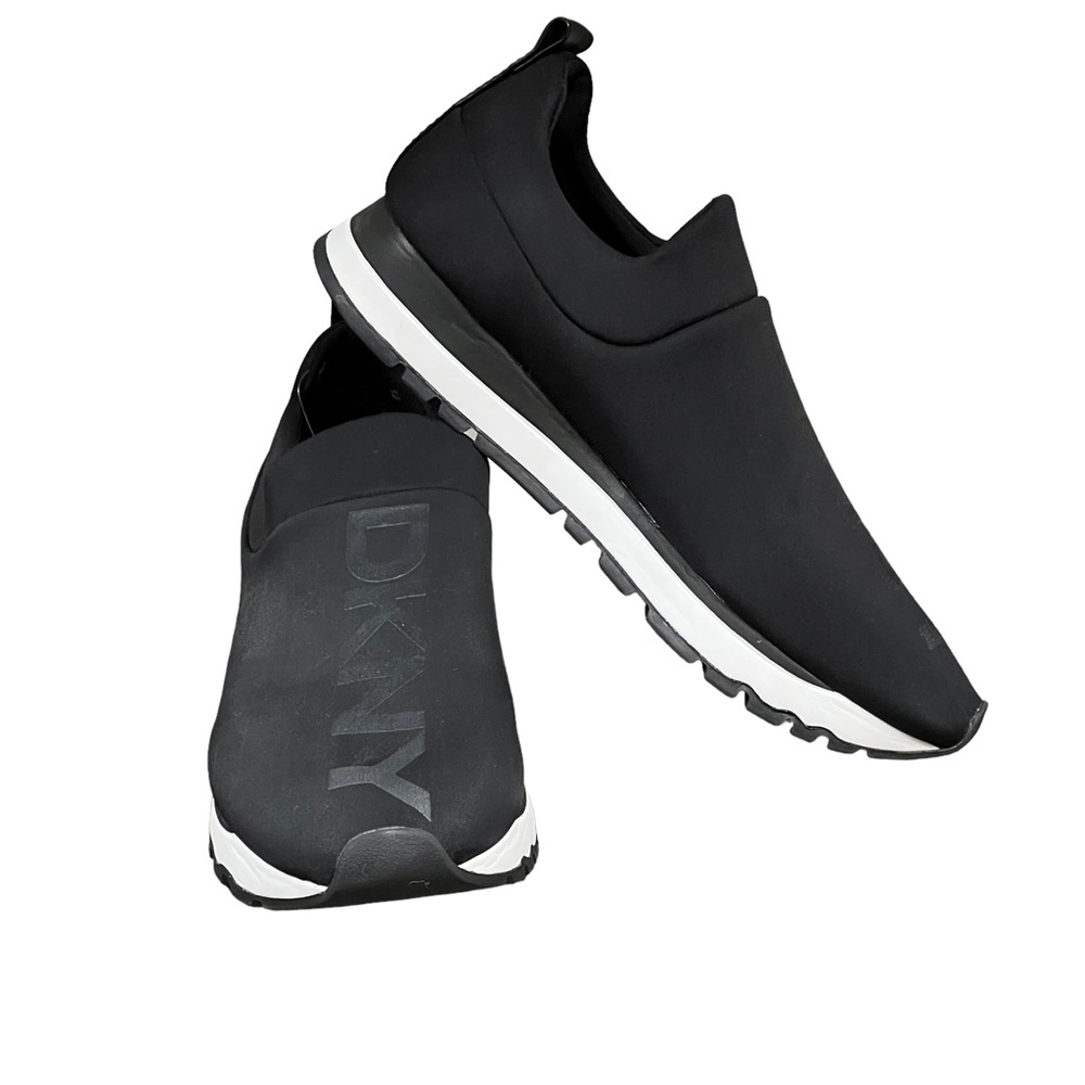 DKNY - Women’s Slip on Athletic Shoes “Jadyn” Sneaker Black (size 7.5)